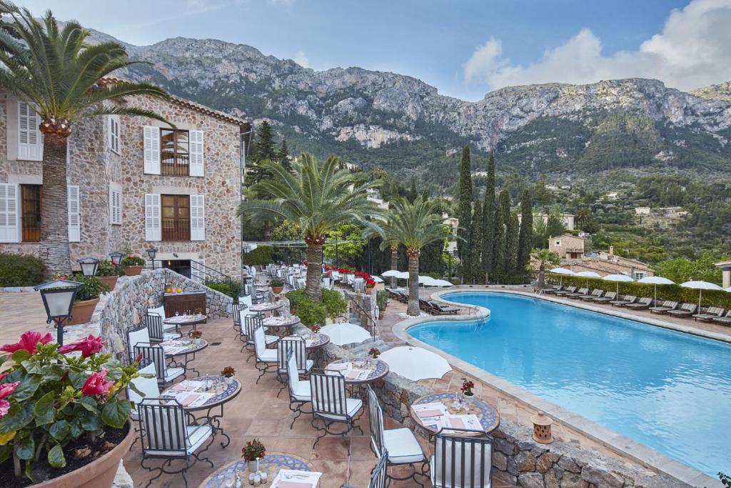 Yoga e trekking nel cuore della Tramuntana – Mallorca - Deià - 8 giorni